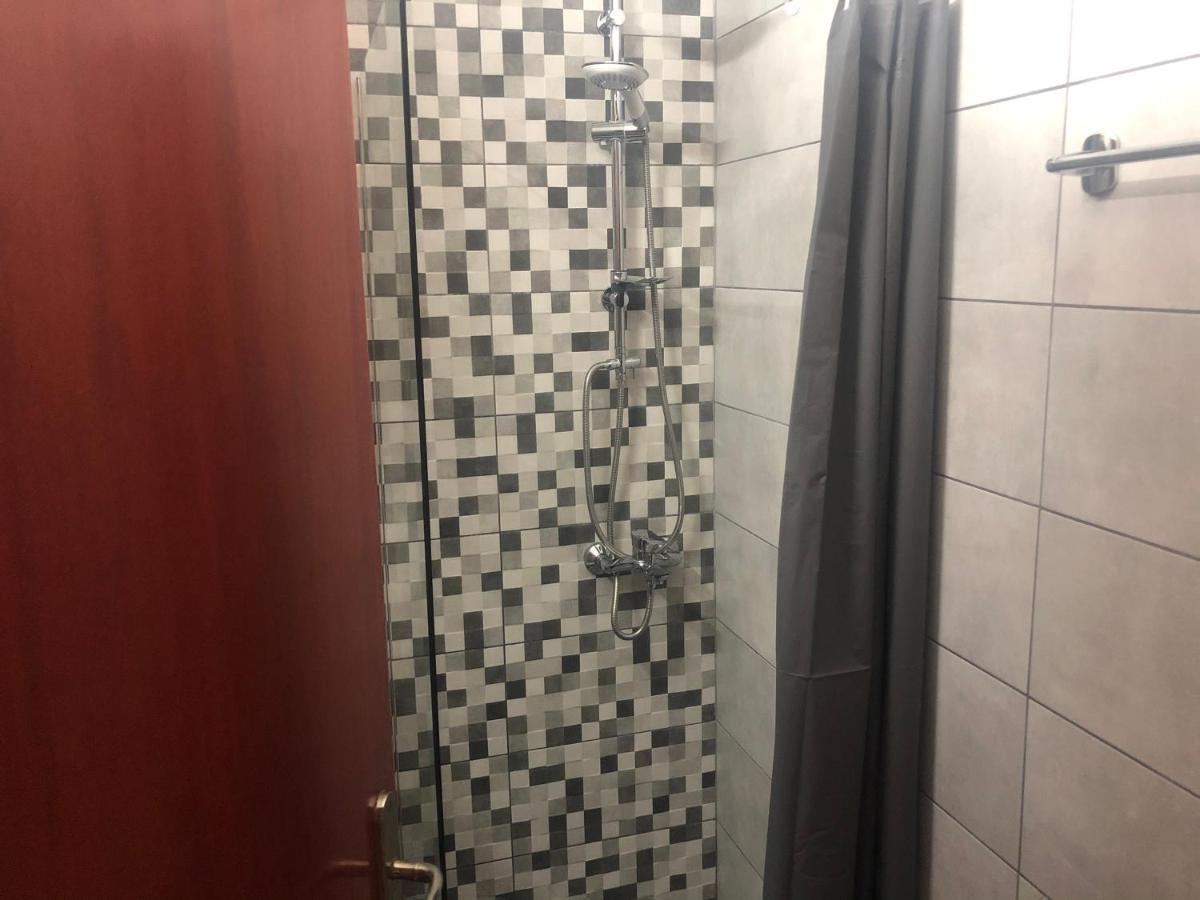 Makis Apartments Touzla Ofrínion Zewnętrze zdjęcie