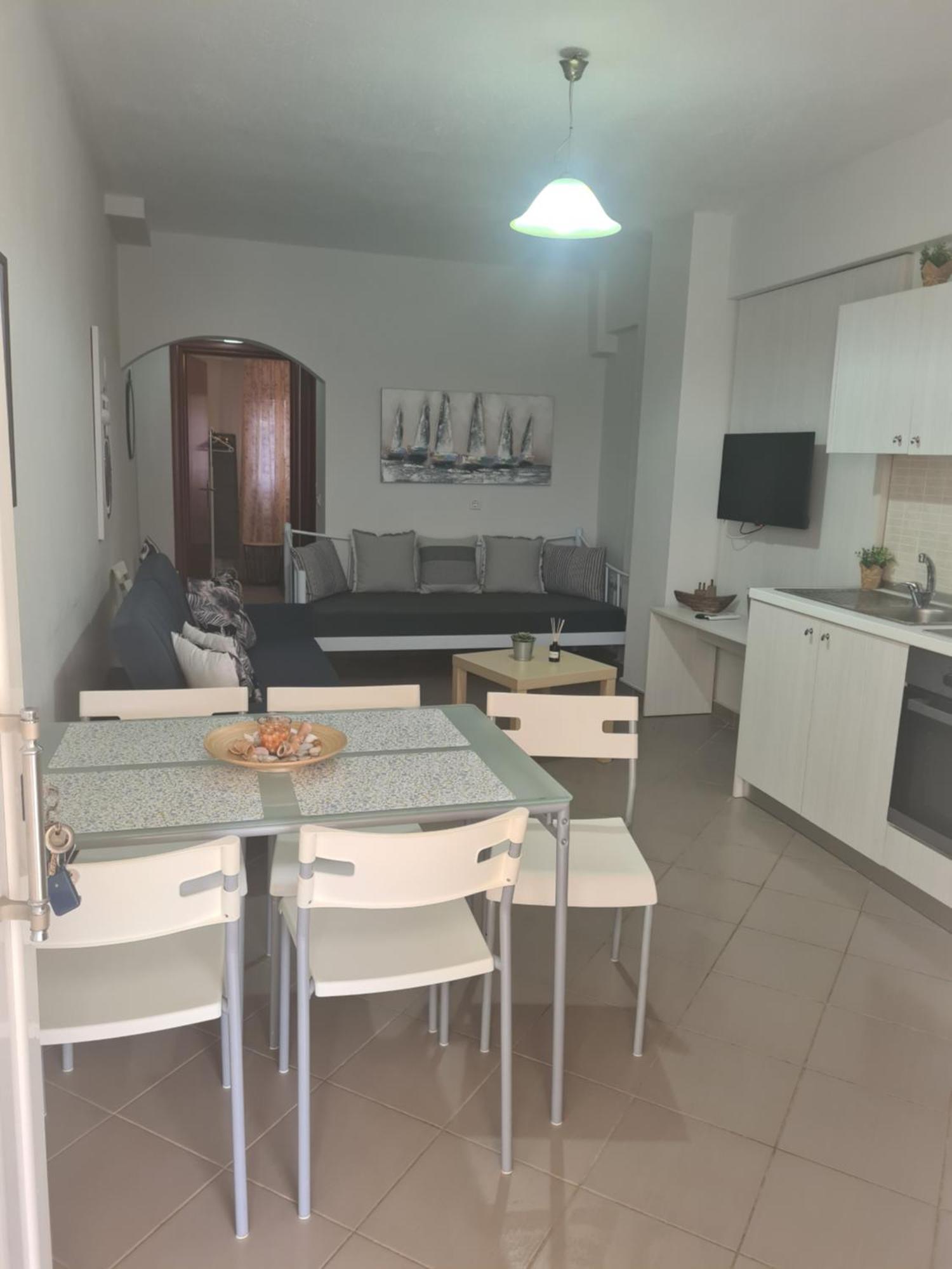 Makis Apartments Touzla Ofrínion Zewnętrze zdjęcie