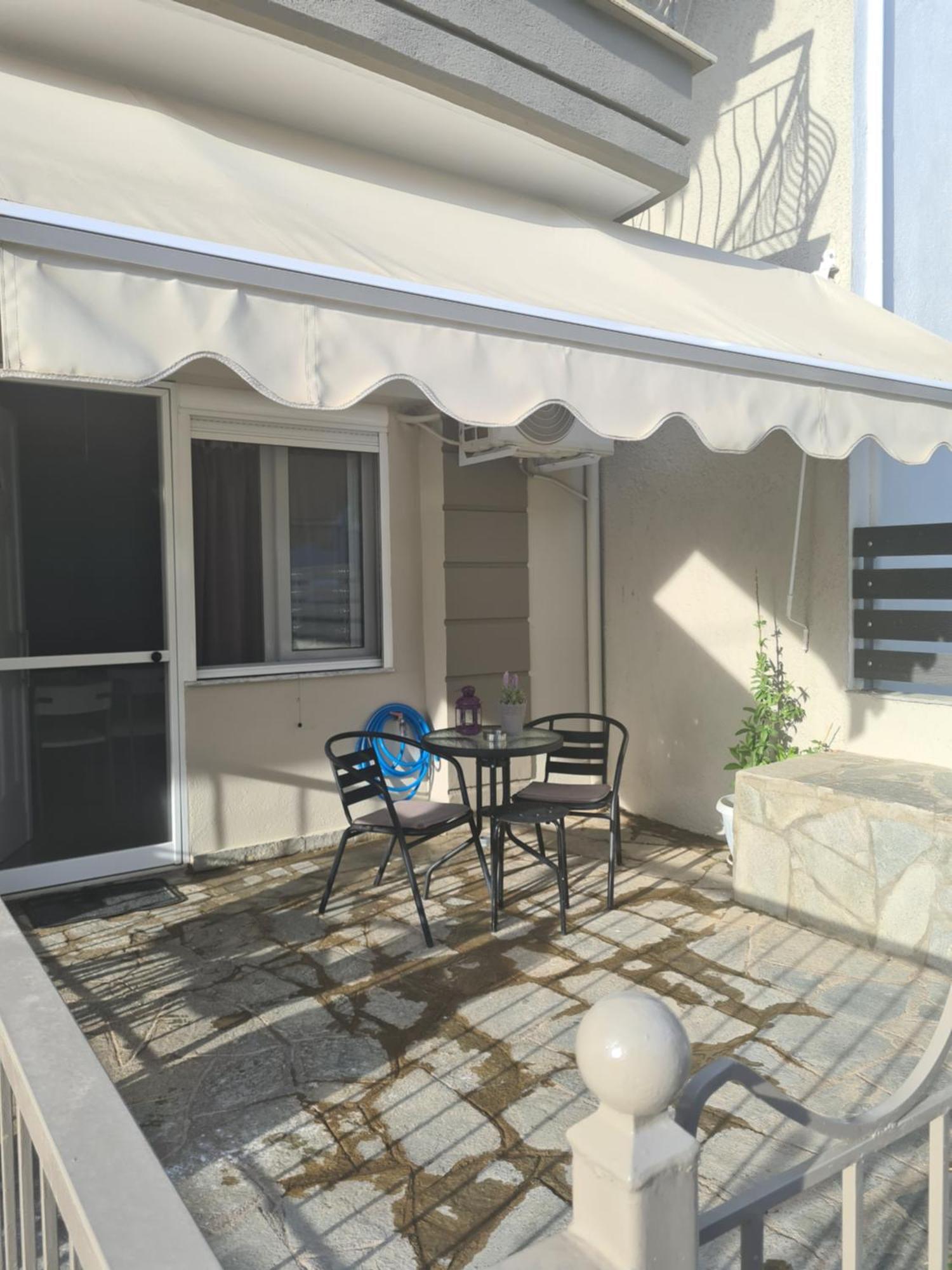 Makis Apartments Touzla Ofrínion Zewnętrze zdjęcie